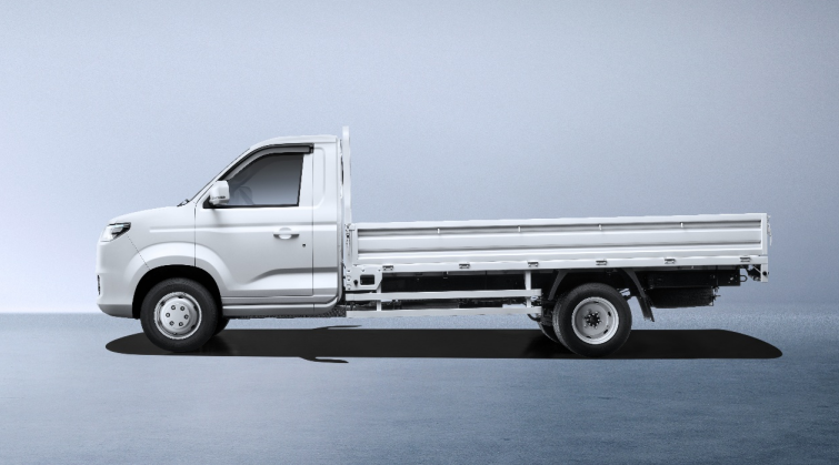 全域智慧 雙車齊發！瑞馳汽車卡系雙子星C5/C3于2025世界智博會開啟預售